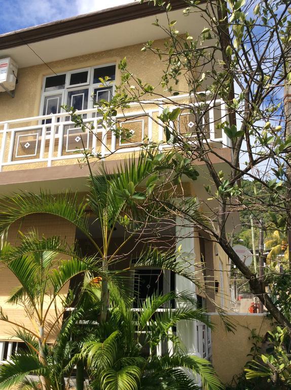 La Casa Mia Guesthouse La Gaulette Kültér fotó